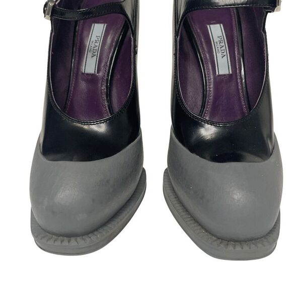 Prada Mary Jane Runway 2012 Black Leather Grey Rubber Cap Toe Heels EU 37.5 Pump - Picture 3 of 10